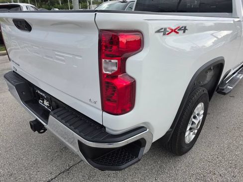 Used 2025 Chevrolet Silverado 2500 LT w/ Convenience Package AWD/4WD image 14