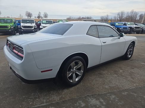 Used 2015 Dodge Challenger SXT w/ Sound Group image 11