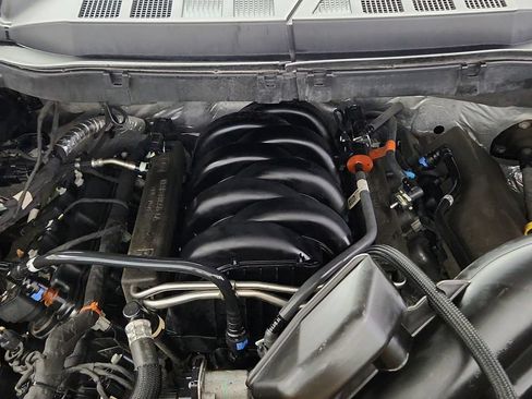 Used 2021 Ford F150 Lariat w/ Equipment Group 502A High AWD/4WD image 38