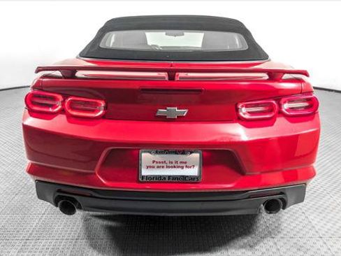 Used 2020 Chevrolet Camaro LT image 35