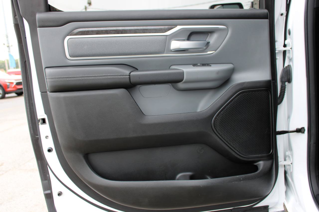 Used 2023 RAM 1500 Big Horn AWD/4WD image 39
