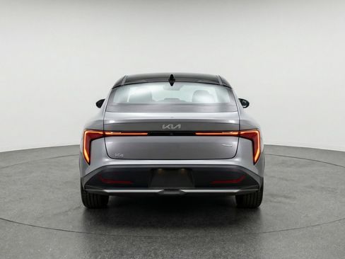 Used 2025 Kia K4 LXS image 7