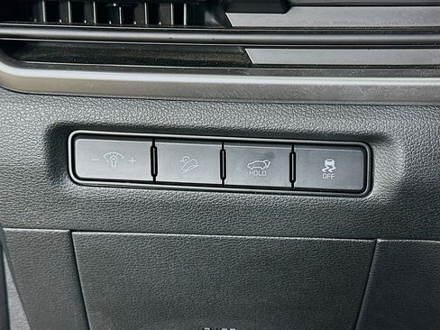 Used 2025 Kia Telluride S FWD image 17