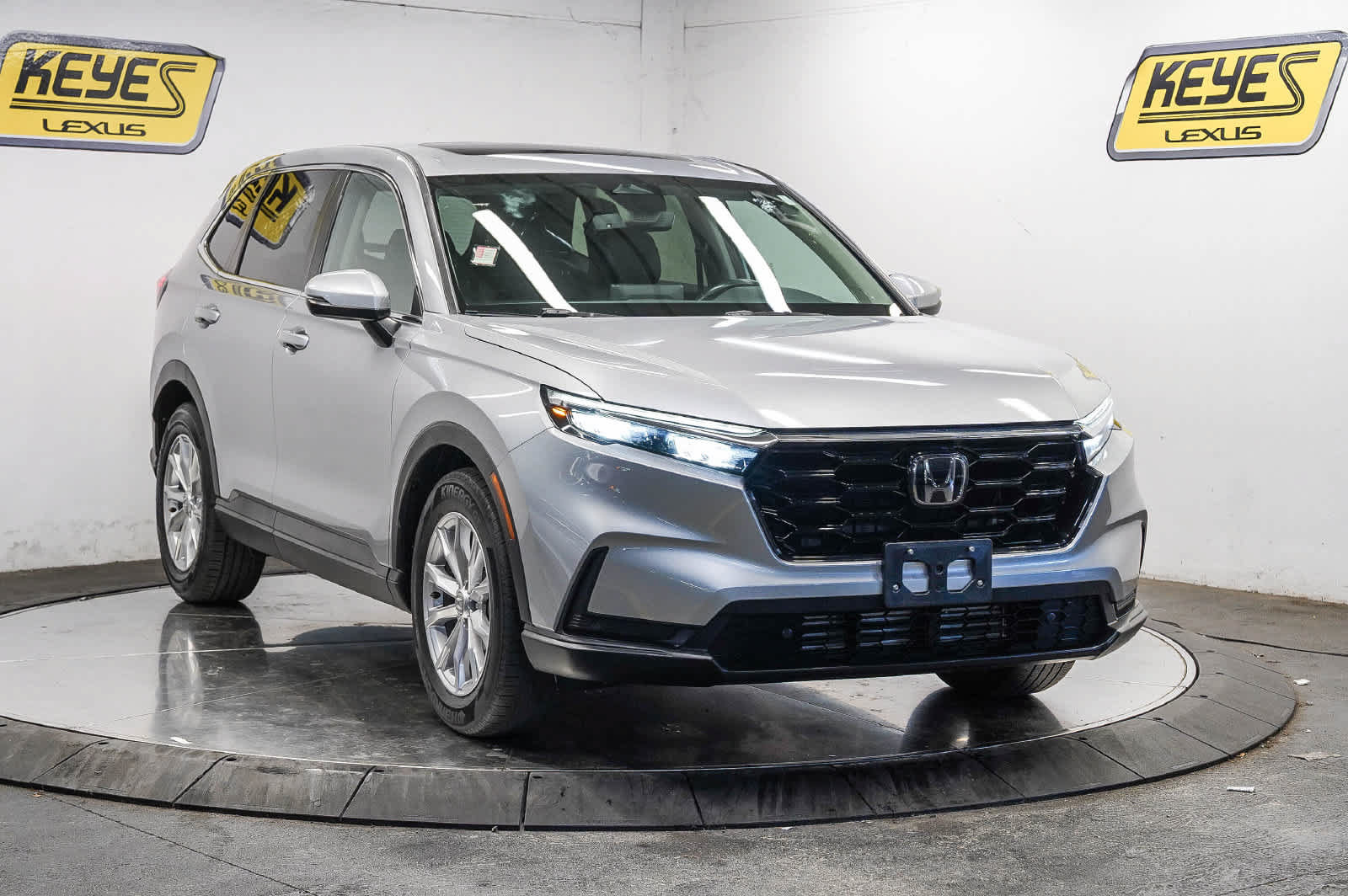 Used 2023 Honda CR-V EX-L image 5