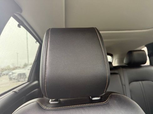 Used 2025 MAZDA CX-70 Plug-In Hybrid w/ Premium Pkg image 33