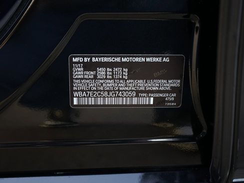 Used 2018 BMW 740i image 25