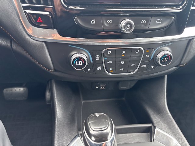 Used 2020 Chevrolet Traverse RS w/ LPO, Floor Liner Package FWD image 16