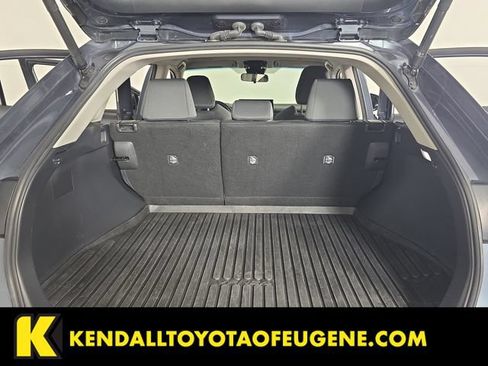 Used 2024 Toyota Venza LE AWD/4WD image 26