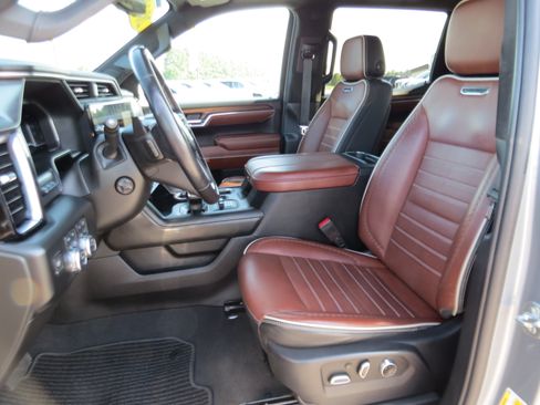 Used 2023 GMC Sierra 1500 Denali Ultimate AWD/4WD image 23