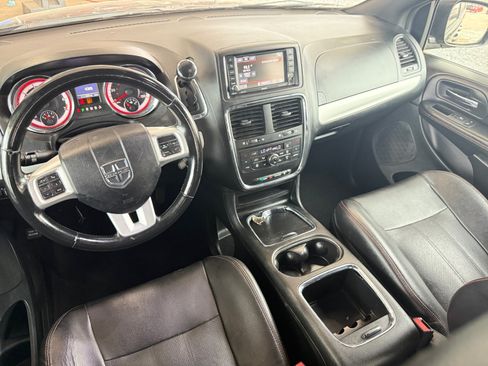 Used 2018 Dodge Grand Caravan GT FWD image 28