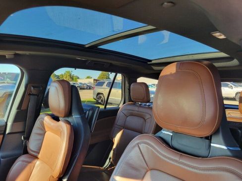 Used 2022 Lincoln Aviator Reserve w/ Equipment Group 201A image 25