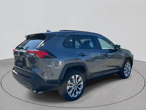 Used 2024 Toyota RAV4 XLE Premium image 6