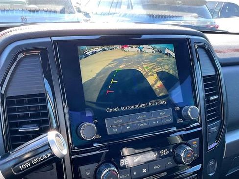 Used 2024 Nissan Titan PRO-4X w/ Pro-4x Utility Package image 11