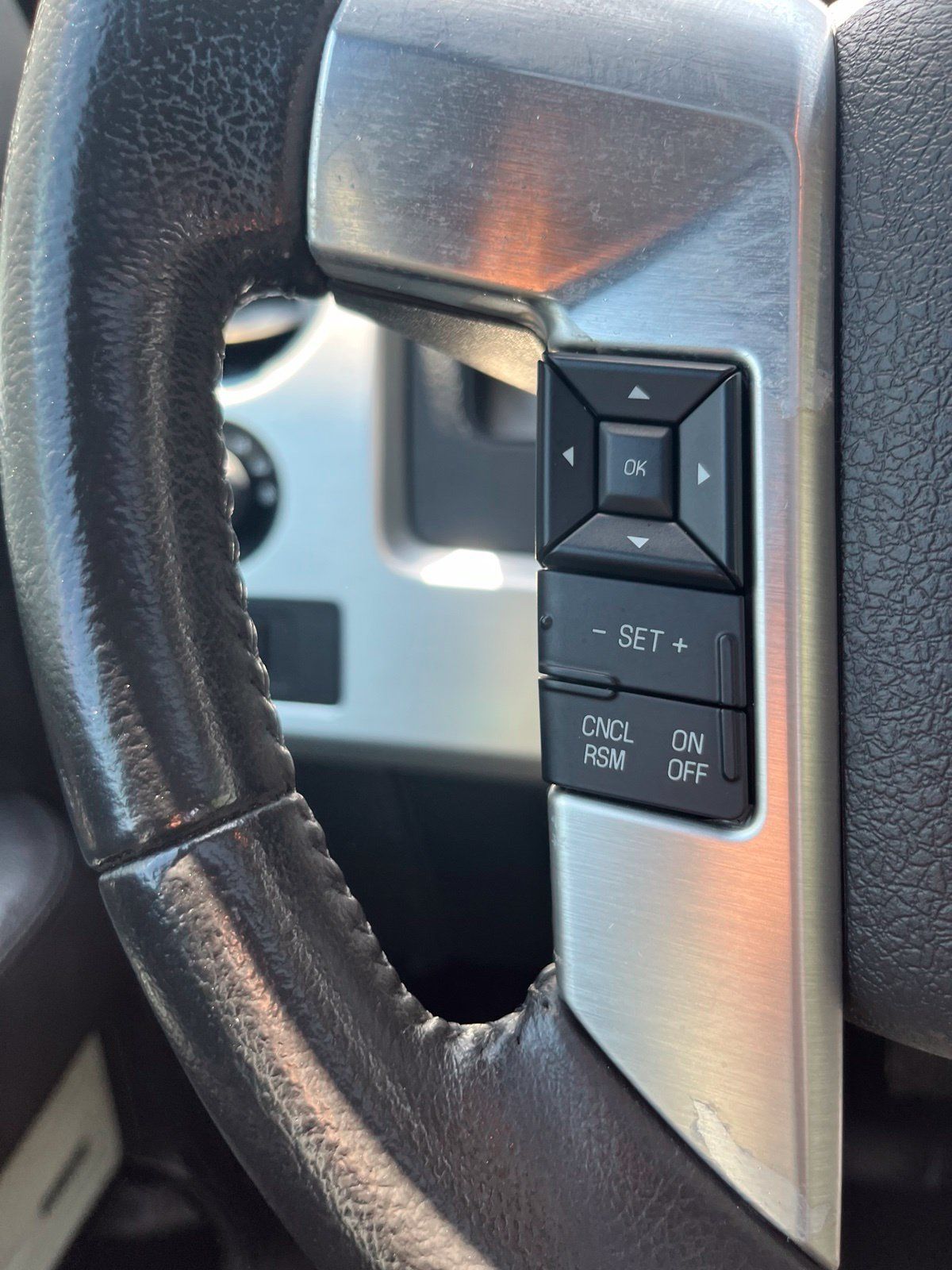 Used 2014 Ford F150 Platinum AWD/4WD image 21