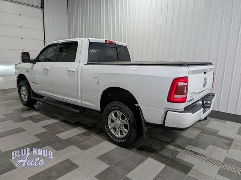 Used 2024 RAM 2500 Laramie AWD/4WD image 2