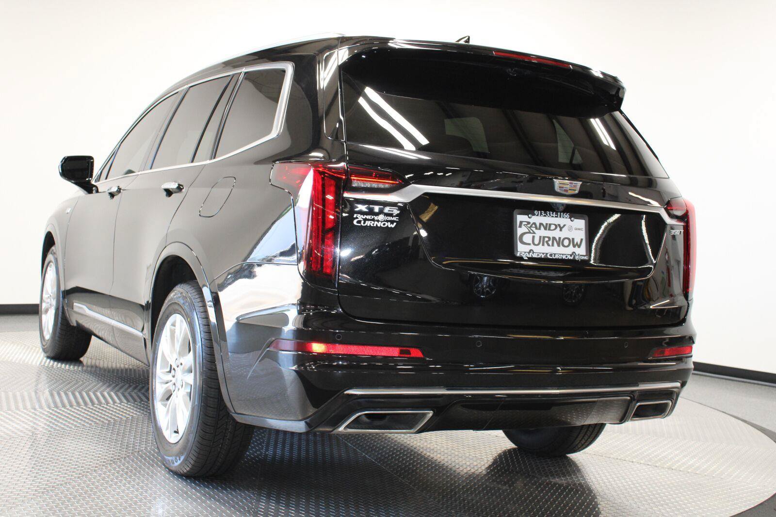 Certified 2023 Cadillac XT6 Luxury FWD image 8