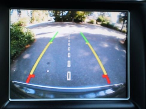 Used 2014 Jeep Grand Cherokee Overland w/ Advanced Technology Group image 9