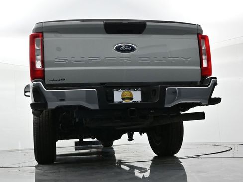 Used 2025 Ford F250 XLT image 20