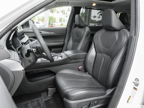 Certified 2023 INFINITI QX60 Luxe w/ Performance Audio Package AWD/4WD image 8