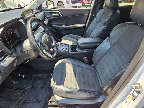 Used 2022 Mitsubishi Outlander SE FWD image 7