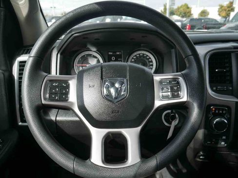 Certified 2021 RAM 1500 Classic SLT image 28