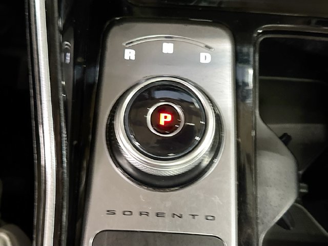 Certified 2024 Kia Sorento SX Prestige AWD/4WD image 17