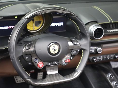 Certified 2022 Ferrari 812 GTS image 21