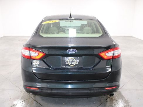 Used 2014 Ford Fusion SE FWD image 8