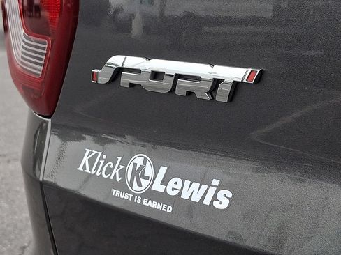Used 2018 Ford Explorer Sport AWD/4WD image 32