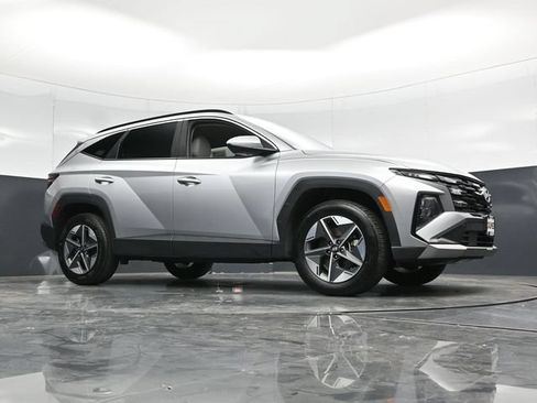 Used 2025 Hyundai Tucson SEL AWD/4WD image 55