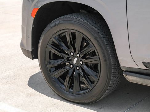 Used 2021 Cadillac Escalade Sport w/ Driver Assist Tech Package AWD/4WD image 58