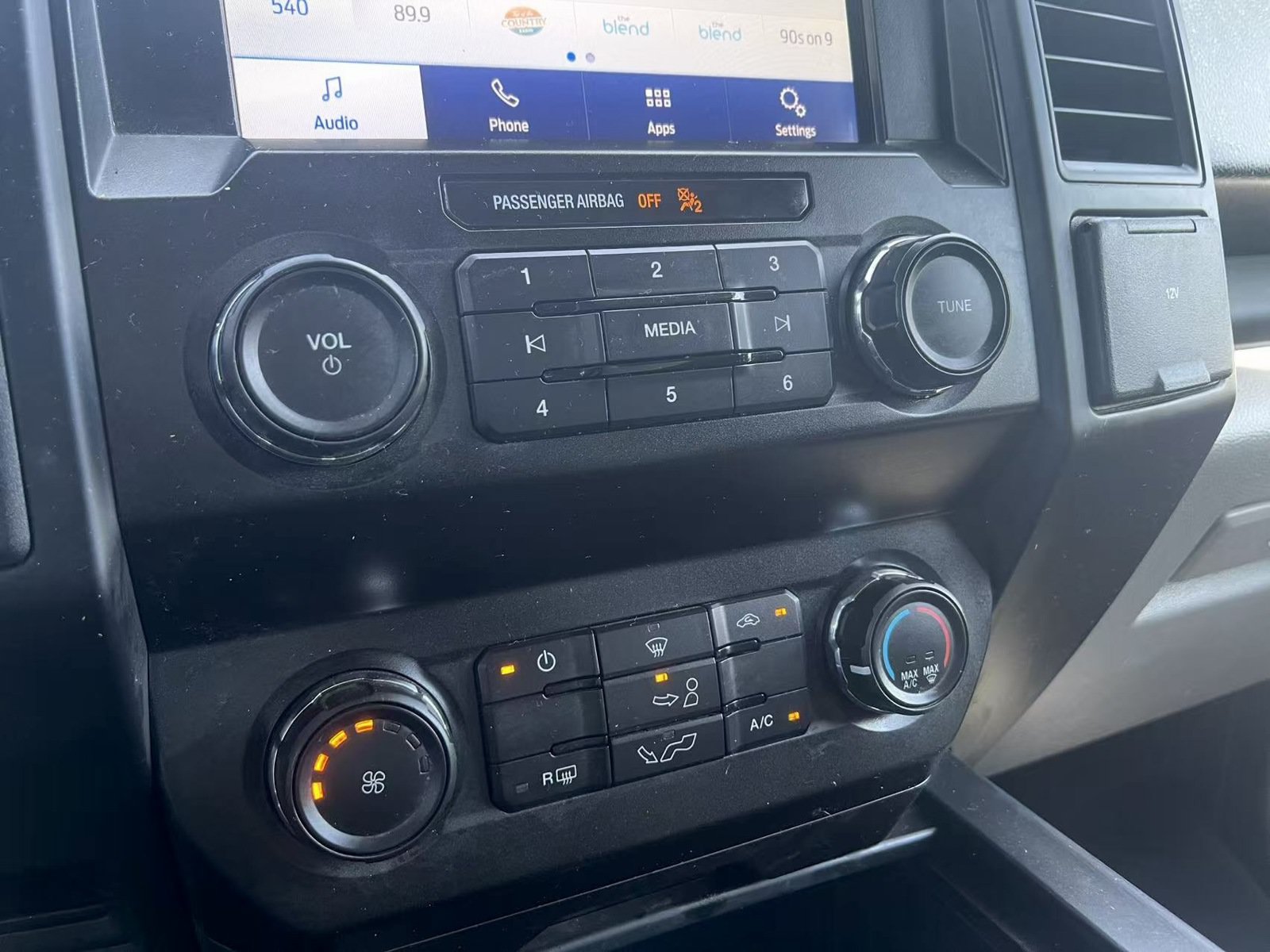 Used 2020 Ford F150 XL w/ Equipment Group 101A Mid RWD image 17