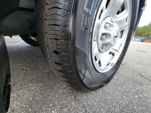 Used 2020 Nissan NV 1500 SV image 19