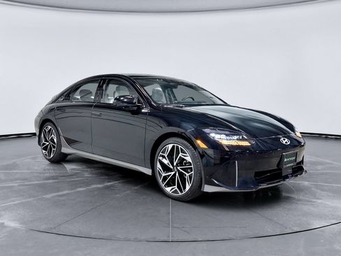 Used 2023 Hyundai Ioniq 6 Limited AWD/4WD image 4