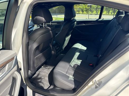 Certified 2022 BMW 530i xDrive w/ Convenience Package image 13