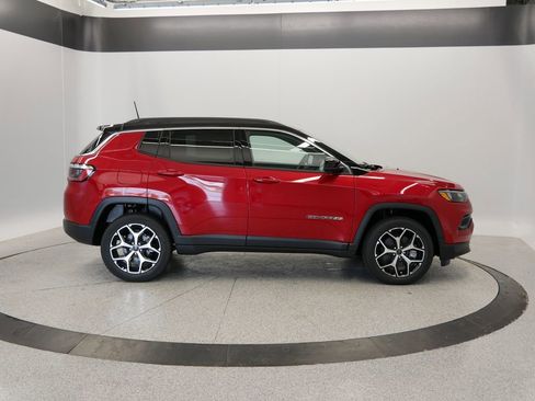 New 2025 Jeep Compass Limited image 43