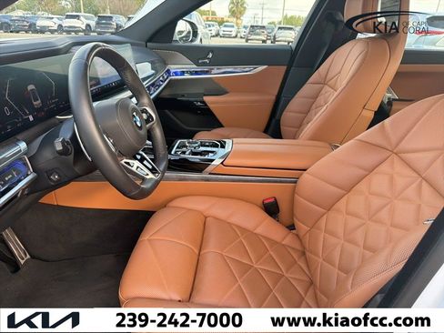 Used 2025 BMW 740i w/ Premium Package image 6
