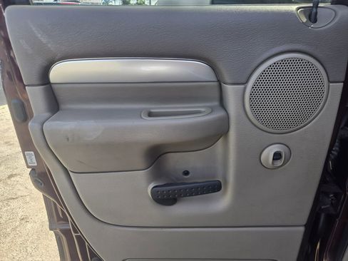 Used 2004 Dodge Ram 3500 Truck SLT w/ Trailer Tow Group image 12