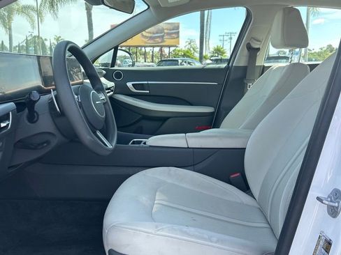 Used 2025 Hyundai Sonata SEL FWD image 8