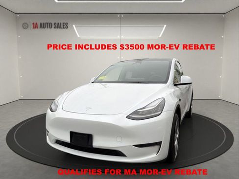 Used 2023 Tesla Model Y AWD image 1