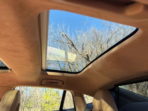 Used 2018 Porsche Panamera Turbo image 19