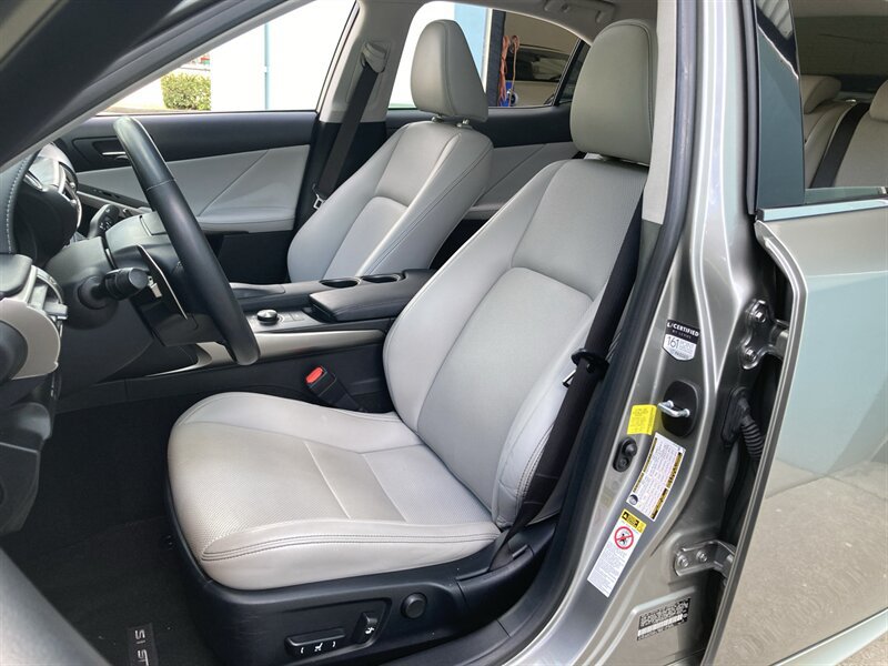 Used 2015 Lexus IS 350 w/ Navigation System Package RWD image 15