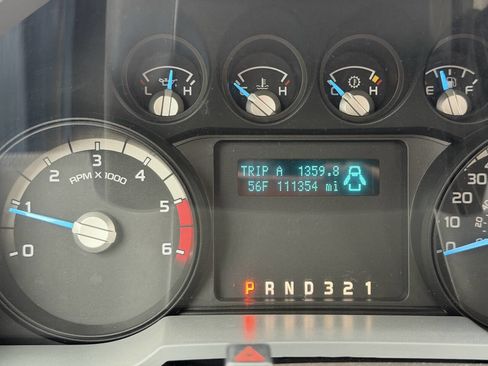 Used 2012 Ford F450 XL w/ Snow Plow Prep Pkg image 5