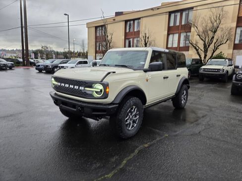 New 2025 Ford Bronco Badlands AWD/4WD image 1