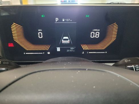 Used 2025 Kia K4 FWD image 23