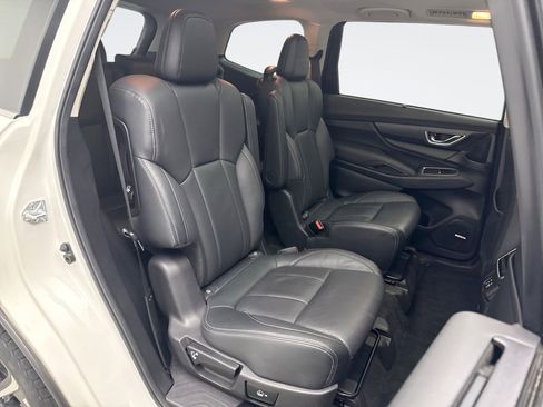 Used 2023 Subaru Ascent Limited w/ Technology Package AWD/4WD image 17