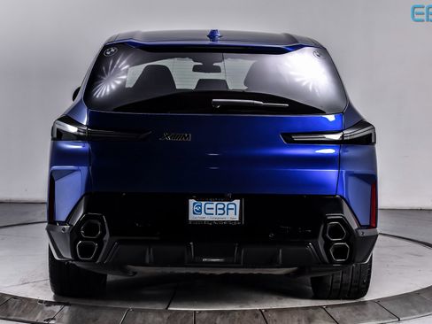 Used 2023 BMW XM image 5