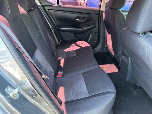 Used 2020 Nissan Sentra SR w/ Electronics Package FWD image 19