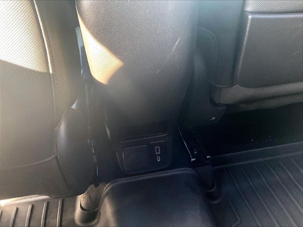 Used 2023 Chevrolet TrailBlazer RS w/ Sun and Liftgate Package AWD/4WD image 29
