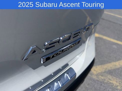 Certified 2025 Subaru Ascent Touring w/ Popular Package #1 AWD/4WD image 17